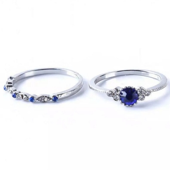 The Luxury Blue Crystal Ring - Picture 6 of 6